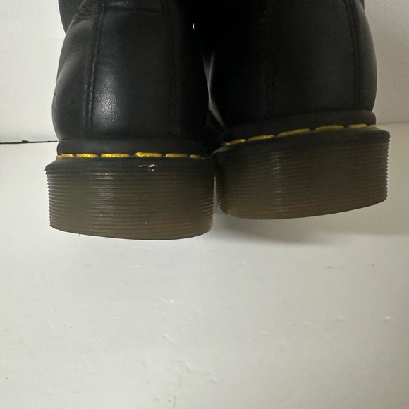 Dr. Martens Black Leather Boots with Yellow Stitching Size 8 - Picture 5 of 7
